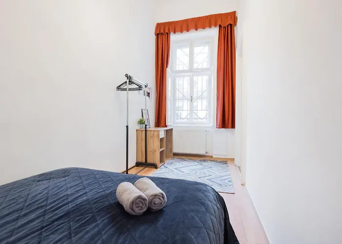 Appartement Secluded Spacious Oasis-best Location In Downtown