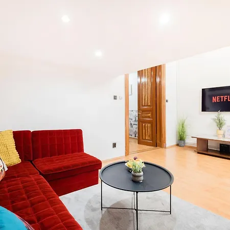 Secluded Spacious Oasis-best Location In Downtown Lejlighed *