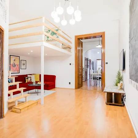 Lejlighed Secluded Spacious Oasis-best Location In Downtown *