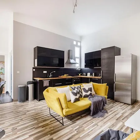 Charm In Bustling 7th District Apartmán Budapešť