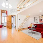 Secluded Spacious Oasis-best Location In Downtown Apartmán Budapešť