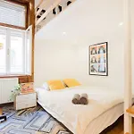 Secluded Spacious Oasis-best Location In Downtown Apartmán *