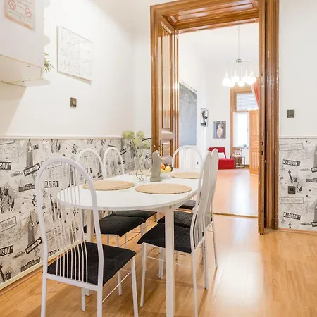 公寓 Secluded Spacious Oasis-best Location In Downtown